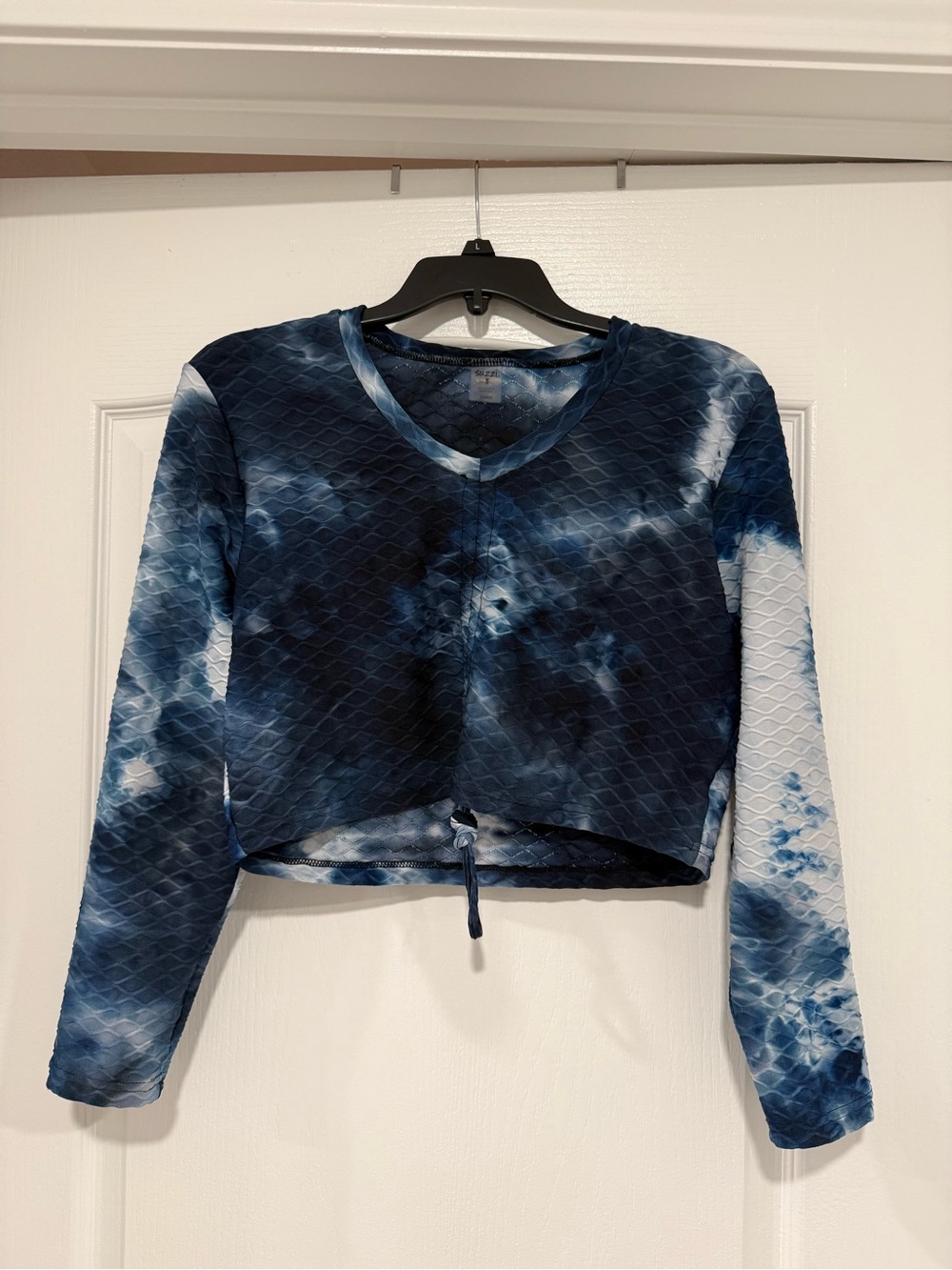 Tie-Dye Navy V-Neck Cropped Long Sleeve Top with Drawstring